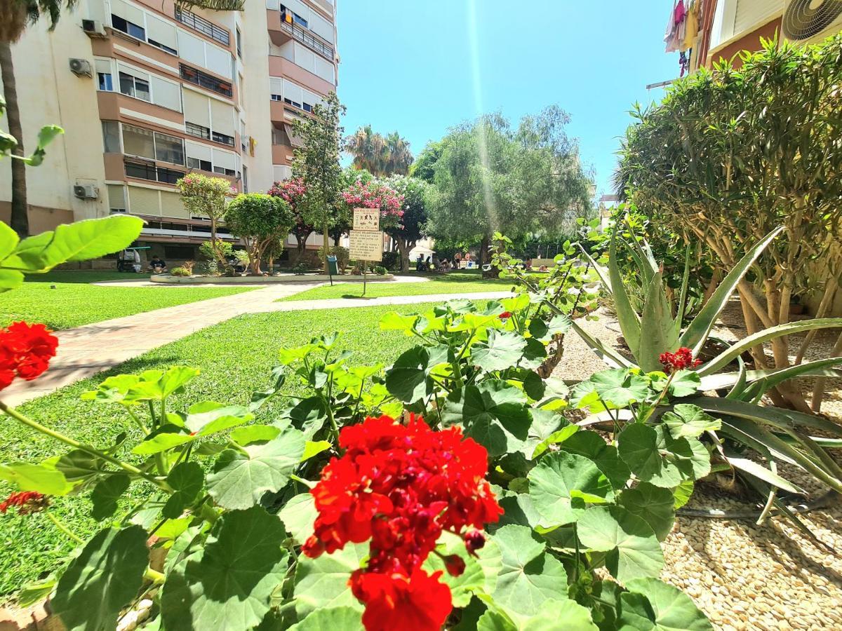 Aa Guest - El Mono De Torre Del Mar Eco Apartment Екстер'єр фото